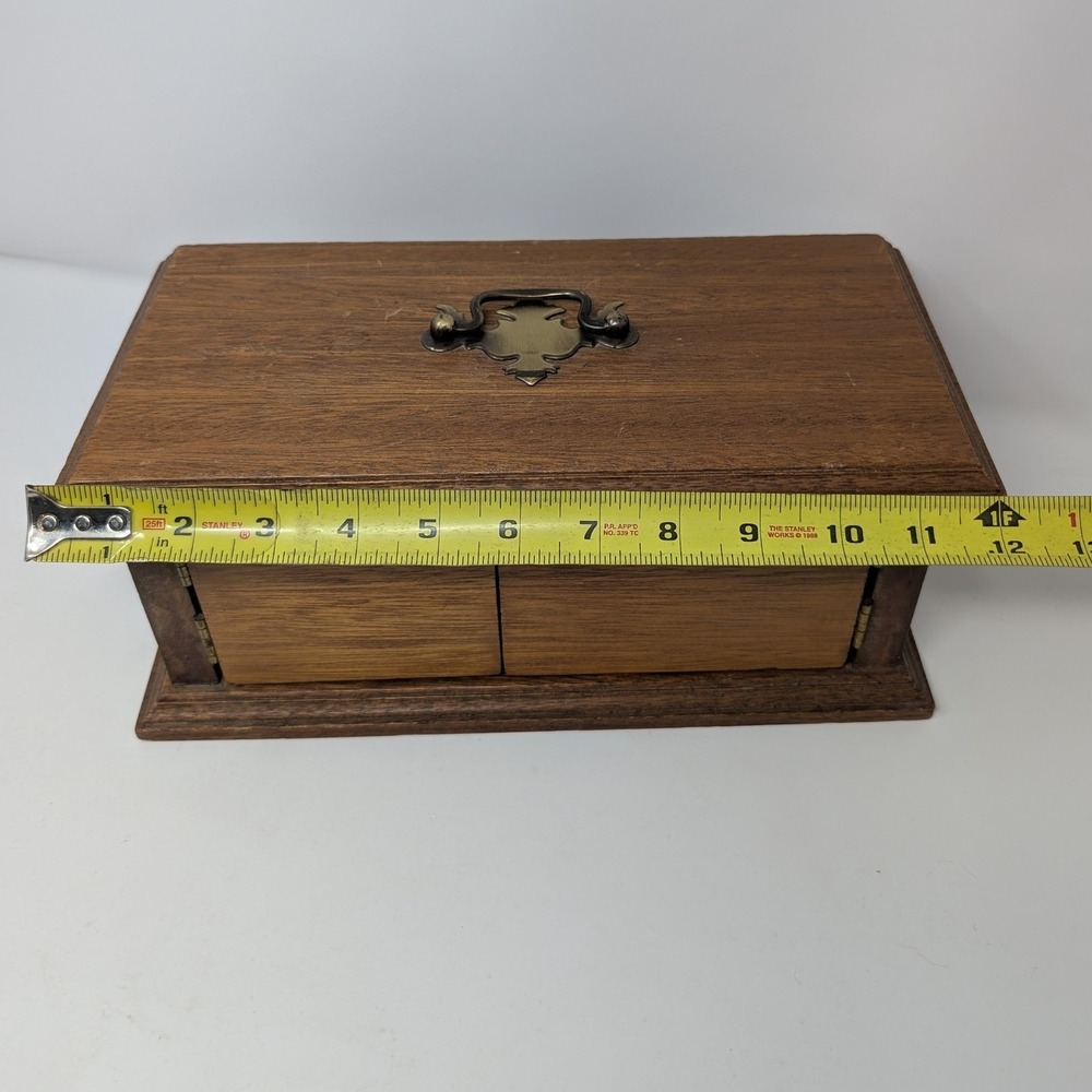 Vintage wooden poker chip carousel box w/ unique swing out chip holders gambling - Picture 16 of 16